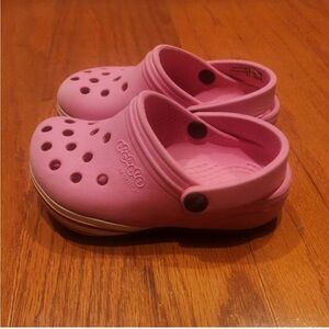 Crocs Toddler Size C6 pink